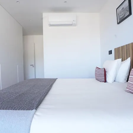 Apartment Diamond Ocean View By Lovelystay *