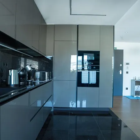 Diamond Ocean View By Lovelystay * Φουνκάλ